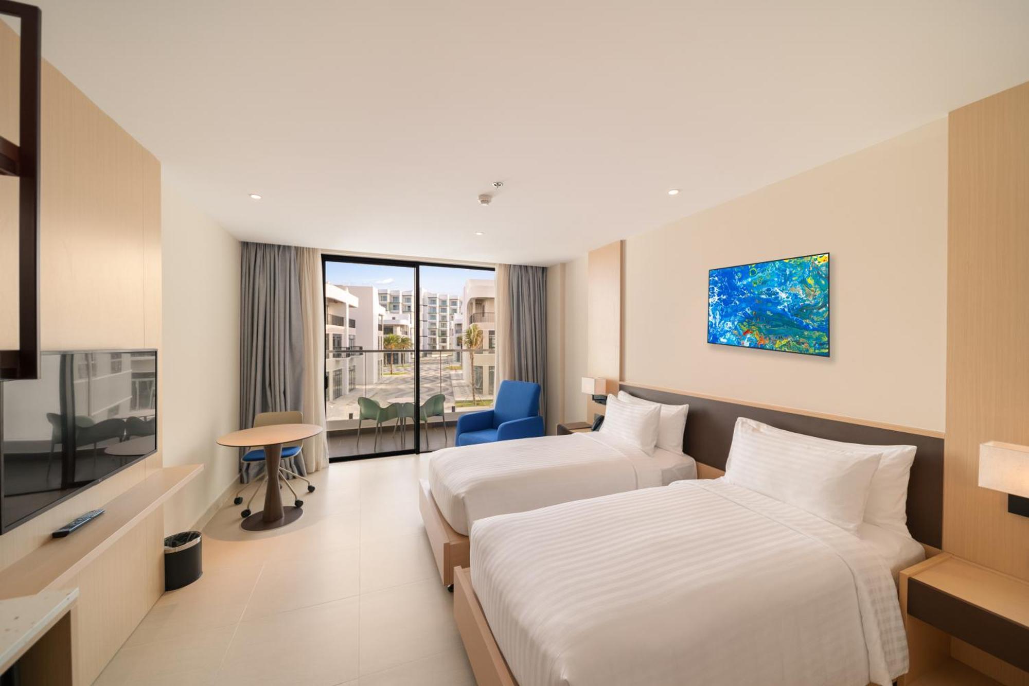 The Empyrean Cam Ranh Beach Resort Extérieur photo