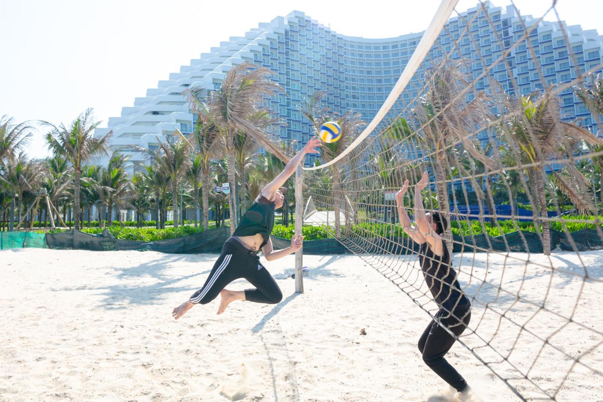 The Empyrean Cam Ranh Beach Resort Extérieur photo